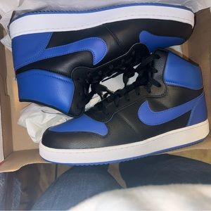 Nike Ebernon Mid Shoes